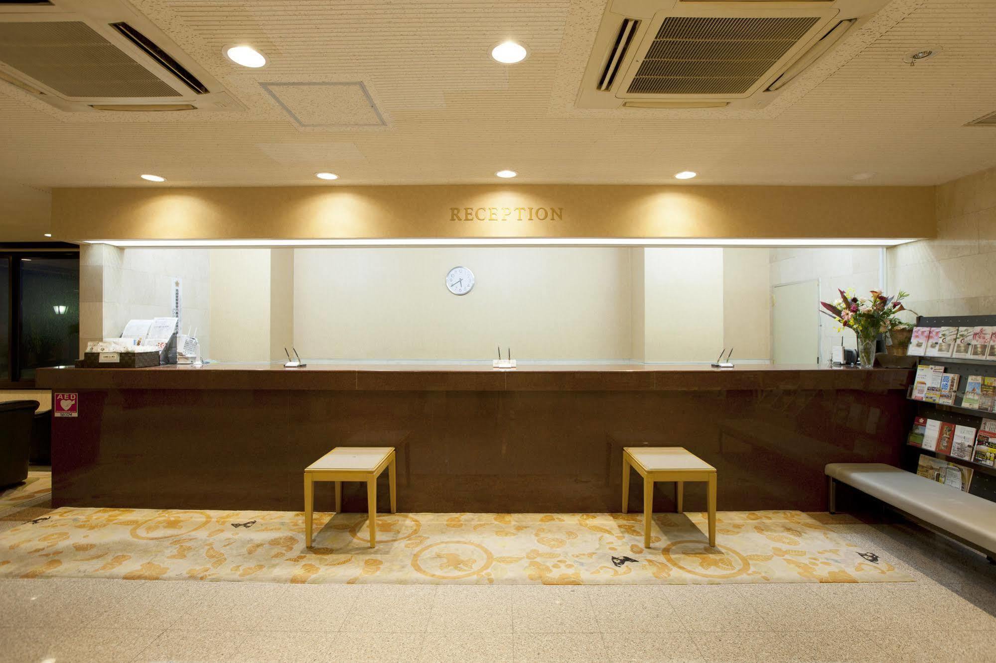 Central Hotel Takasaki Eksteriør billede